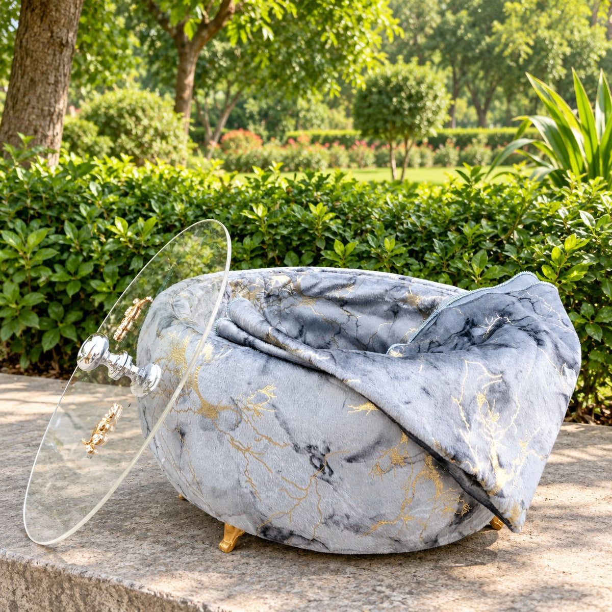 Turkish Velvet Hotpot with Bread Cloth